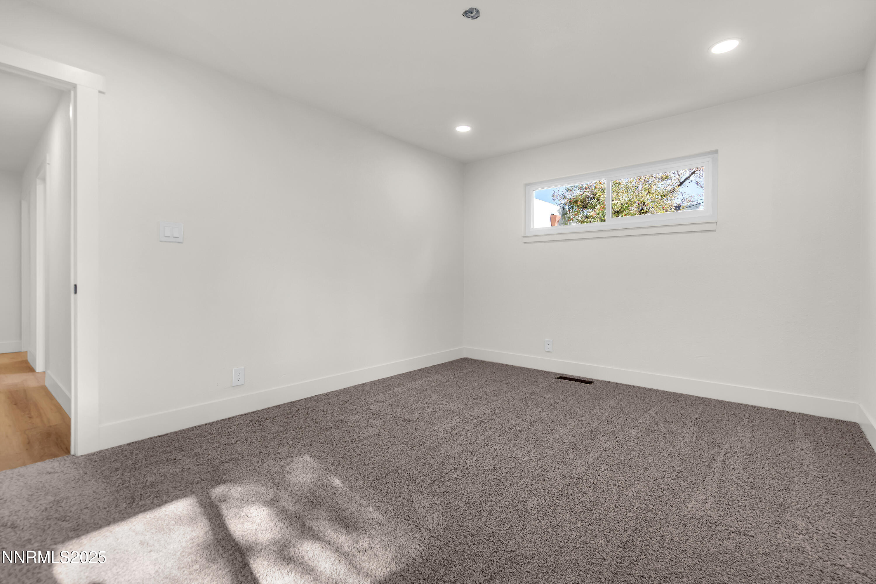 650 John Fremont Drive Reno, NV 89509 - Photo 18 of 37 an empty room with a workbench