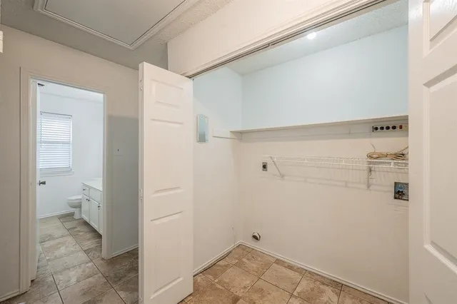 $1,795 | 808 Blessing Creek Drive, Euless, TX 76039