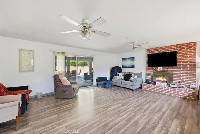 $829,900 | 27828 Parkvale Drive, Saugus, CA 91350