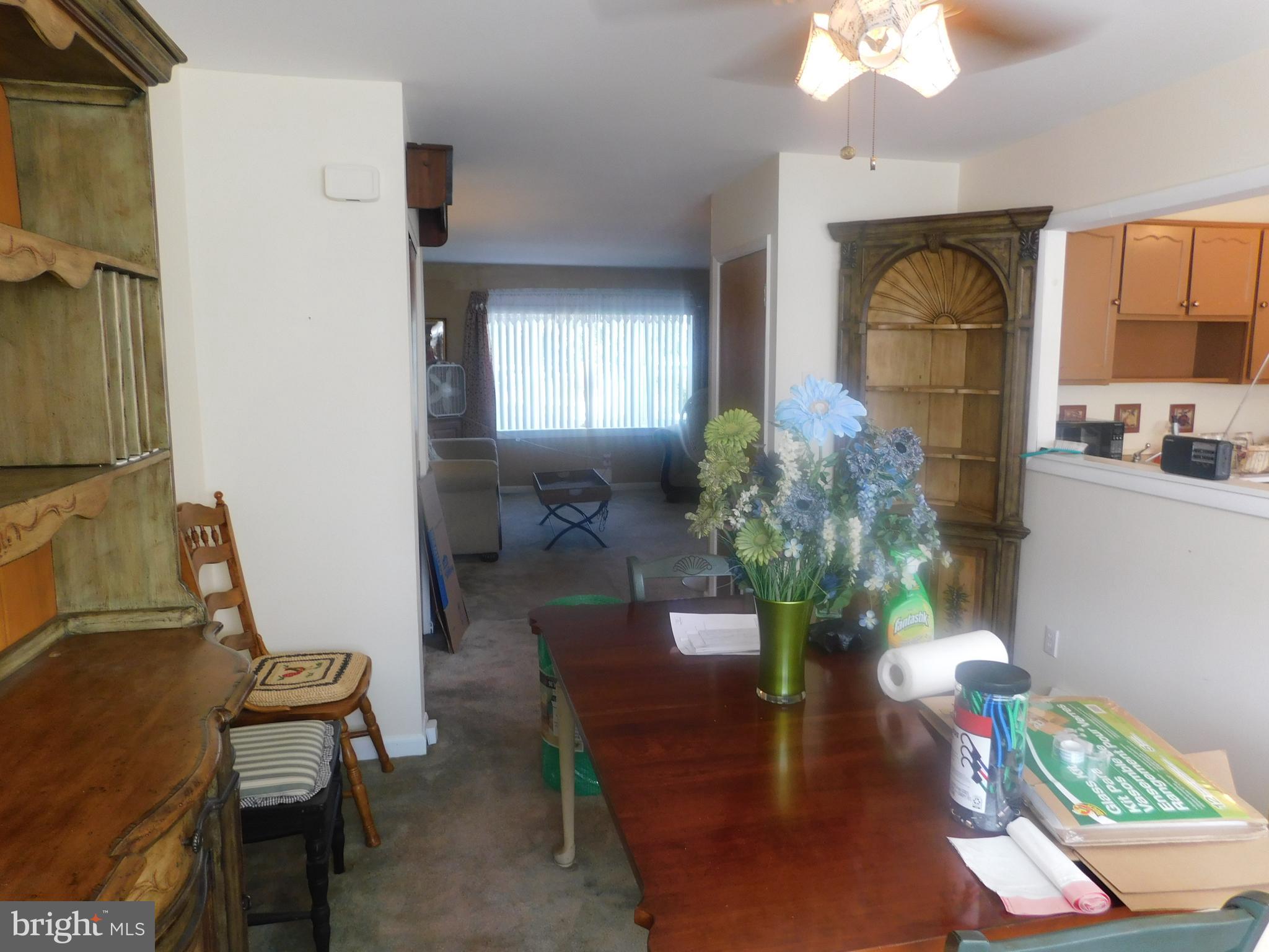 12807 Dunks Ferry Road Philadelphia, PA 19154 - Photo 8 of 25 Dining Room