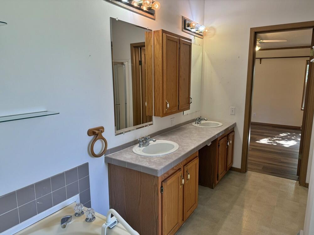 10215 East Royal Road Stanwood, MI 49346 - Photo 14 of 32