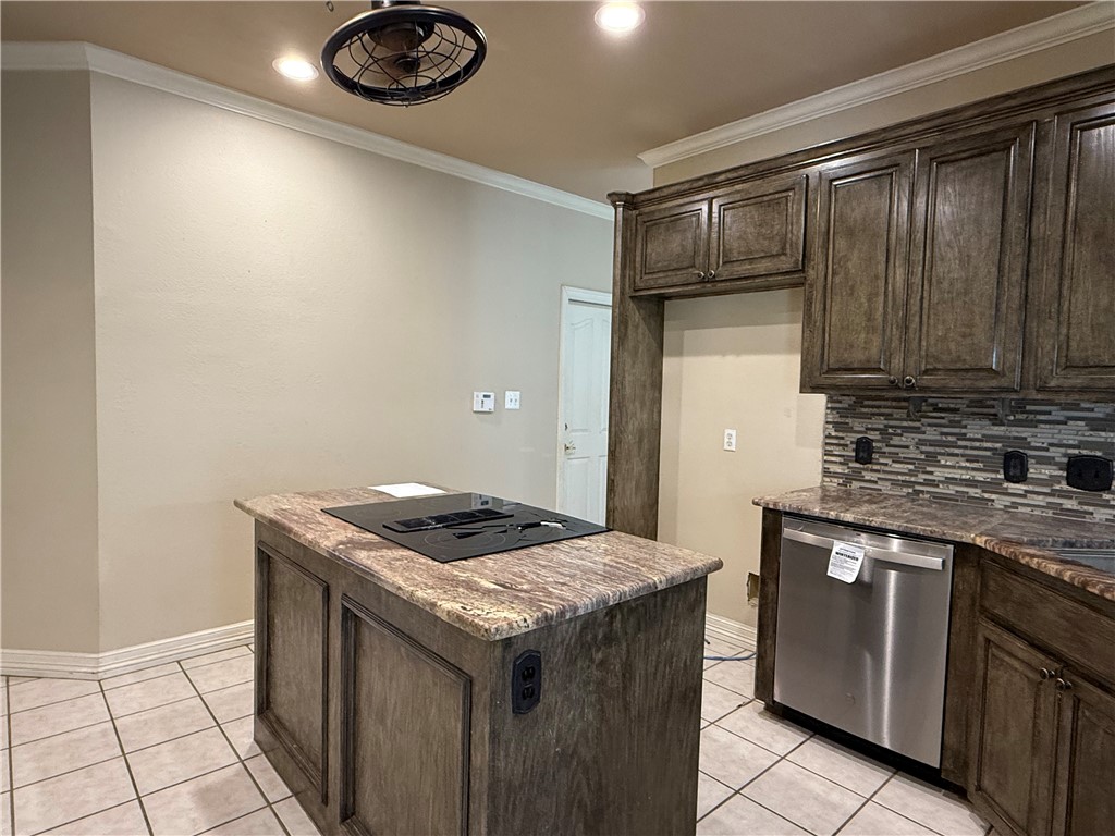 7810 Damsel Street Corpus Christi, TX 78413 - Photo 10 of 34