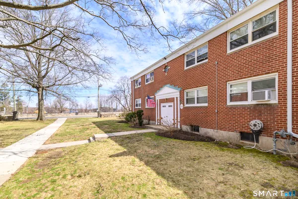 $198,000 | 22 Courtland Avenue, Unit 4, Stamford, CT 06902