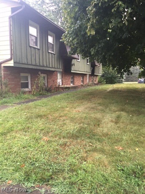 352-354 East Caston Road Akron, OH 44319 - Photo 2 of 22 Gallery Image 2