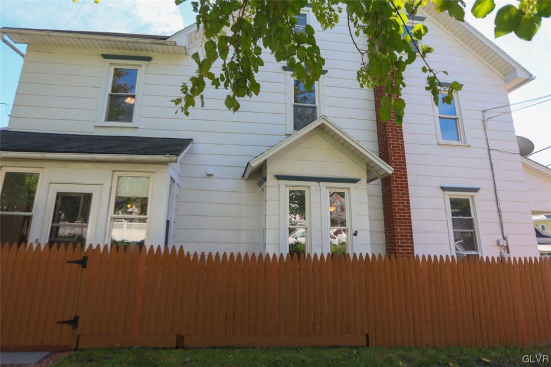 12 B Street Pen Argyl, PA 18072 - Photo 18 of 50 front view of a house with a yard