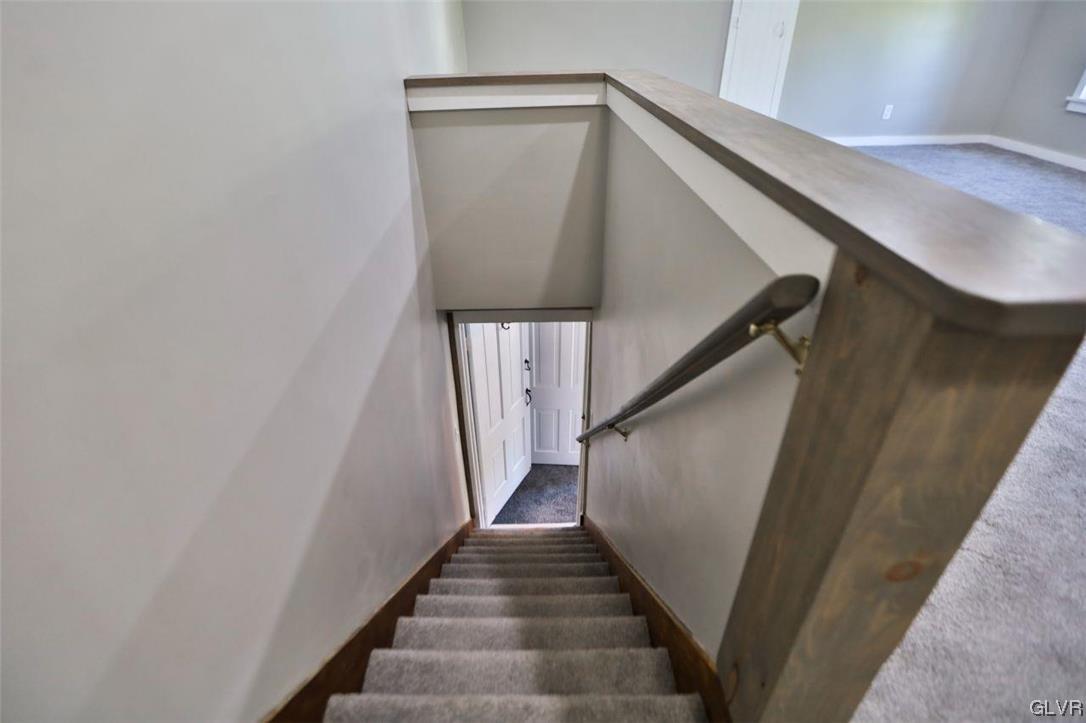 12 B Street Pen Argyl, PA 18072 - Photo 47 of 50 a view of entryway