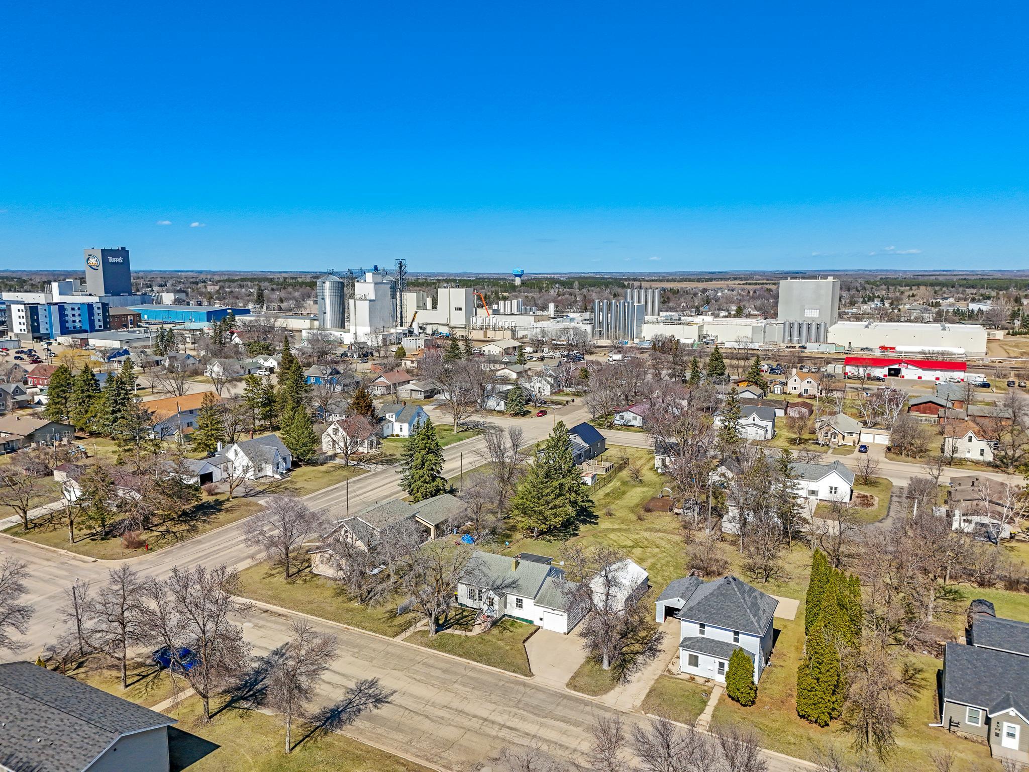 525 3rd Street Southeast Perham, MN 56573 - Photo 39 of 42