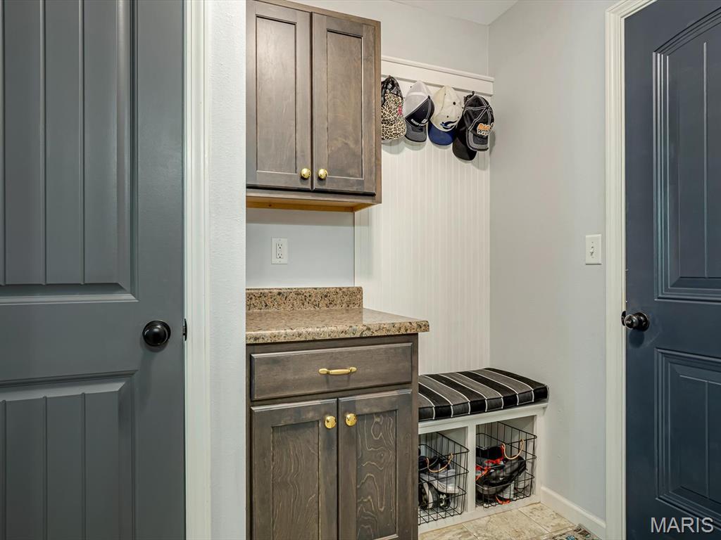 1235 Castle Green Drive Waterloo, IL 62298 - Photo 17 of 40