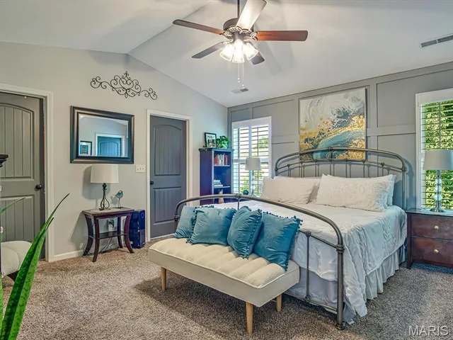 $399,900 | 1235 Castle Green Drive, Waterloo, IL 62298