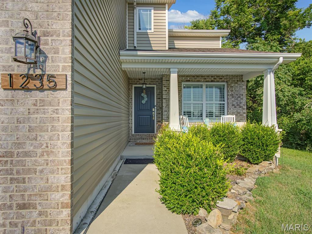 1235 Castle Green Drive Waterloo, IL 62298 - Photo 3 of 40