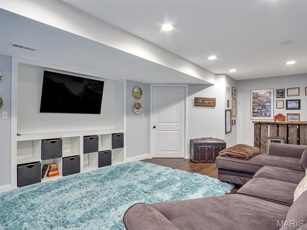 1235 Castle Green Drive Waterloo, IL 62298 - Photo 32 of 40