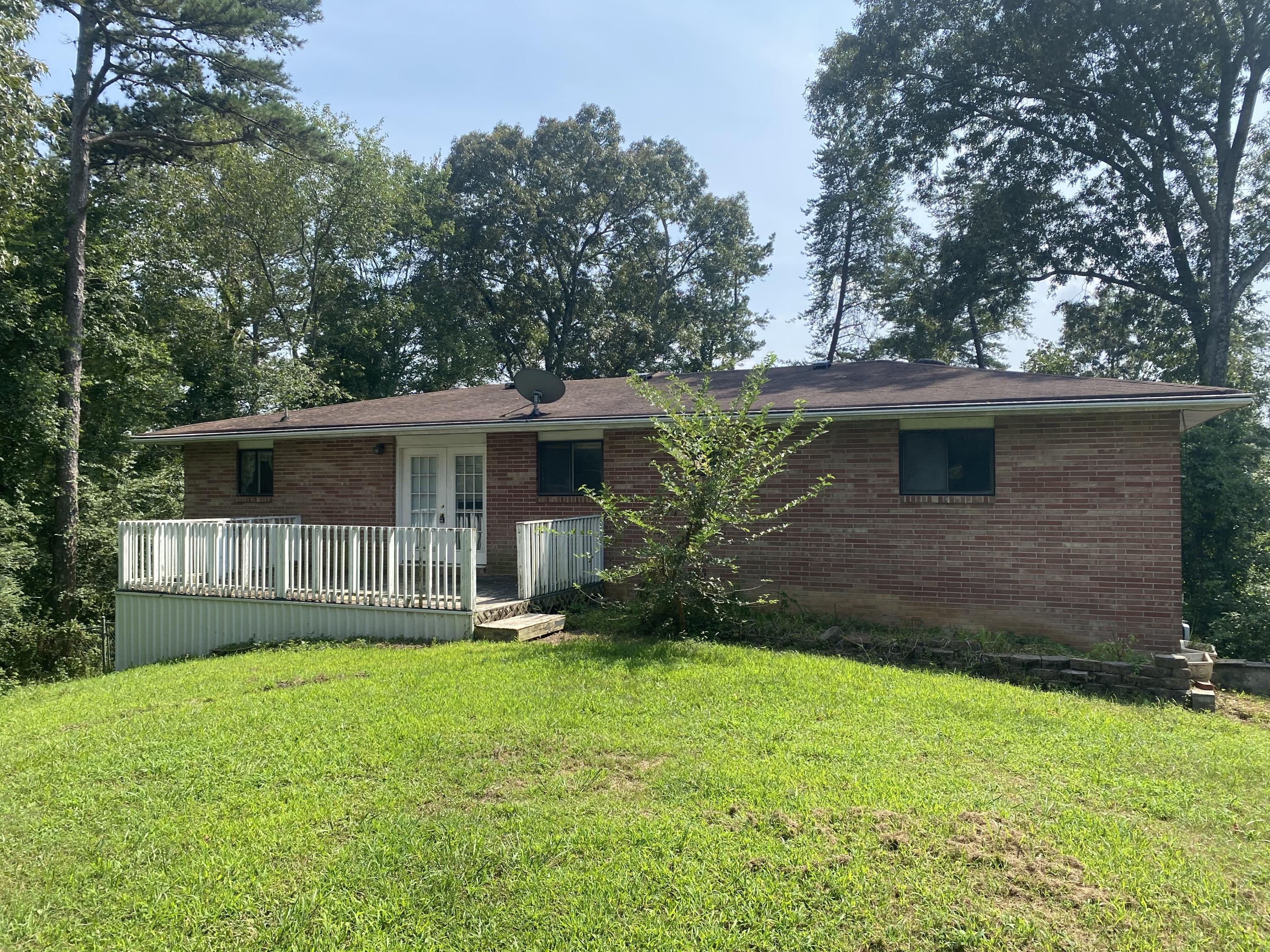 53 Travis Road Rossville, GA 30741 - Photo 1 of 18 IMG_5925