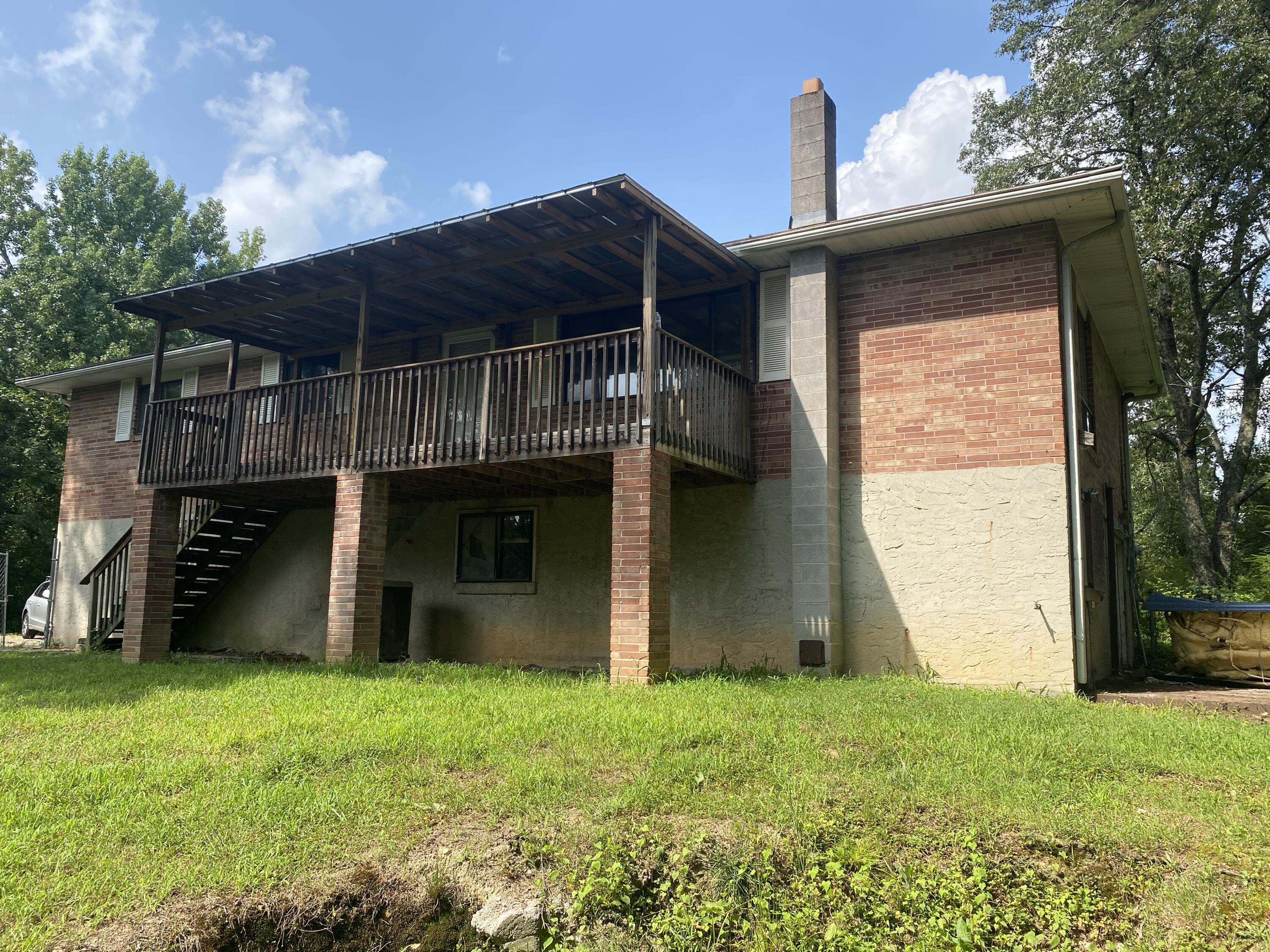 53 Travis Road Rossville, GA 30741 - Photo 3 of 18 IMG_5963