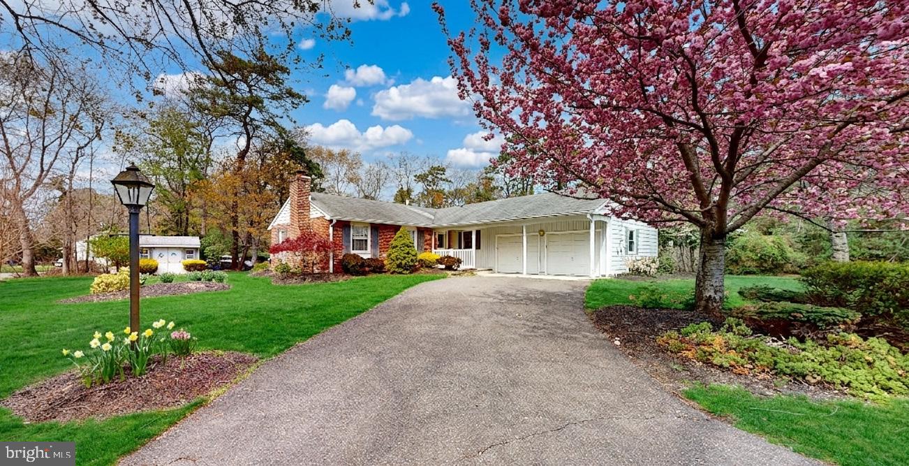 7 Pin Oak Trail Medford, NJ 08055 - Photo 1 of 38 Charming home with vibrant blooms.