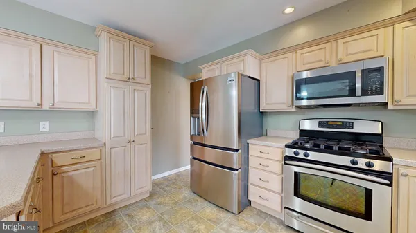 $550,000 | 7 Pin Oak Trail, Medford, NJ 08055