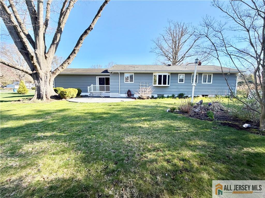 5 Holmes Road Cranbury, NJ 08512 - Photo 23 of 24 Gallery Image 23