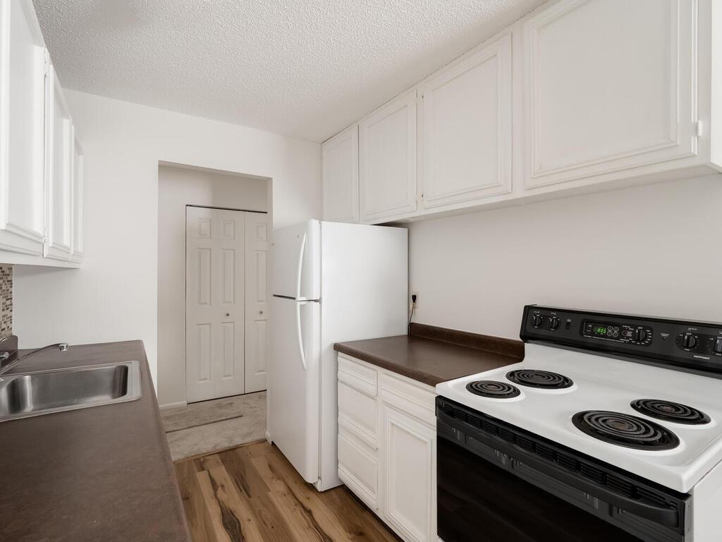 4430 Cedar Lake Road, Unit 3 St. Louis Park, MN 55416 - Photo 12 of 27