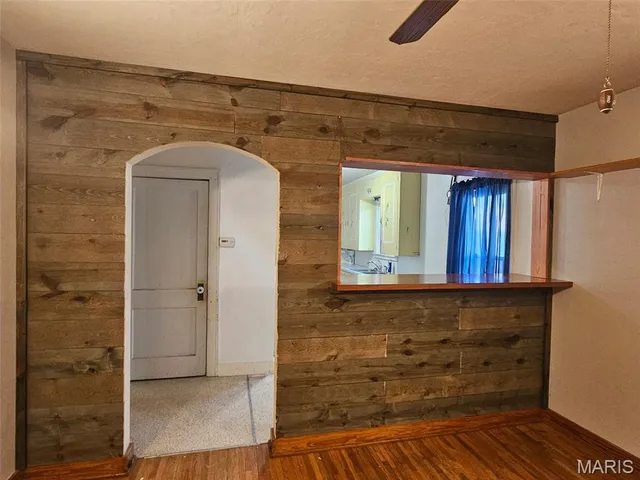 $72,500 | 135 West Maple Street, Brownstown, IL 62418