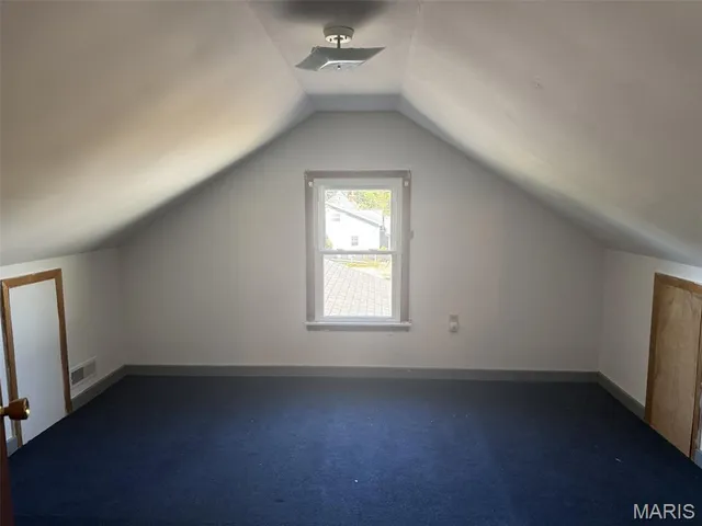 $72,500 | 135 West Maple Street, Brownstown, IL 62418