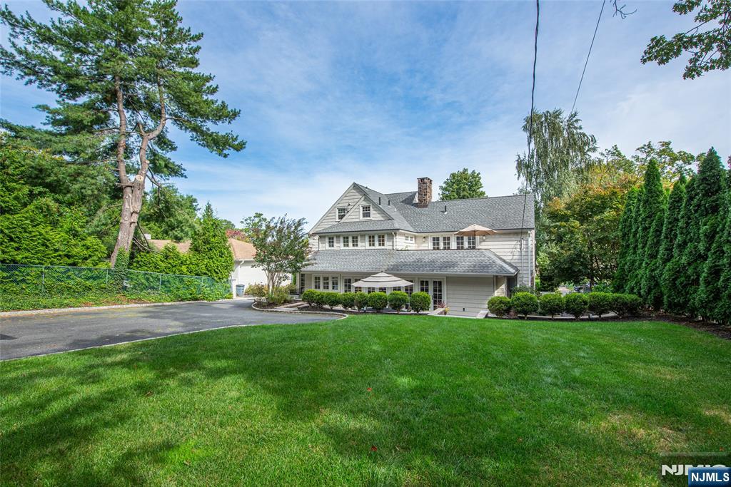 486 Ridgewood Avenue Glen Ridge, NJ 07028 - Photo 42 of 46 Gallery Image 42