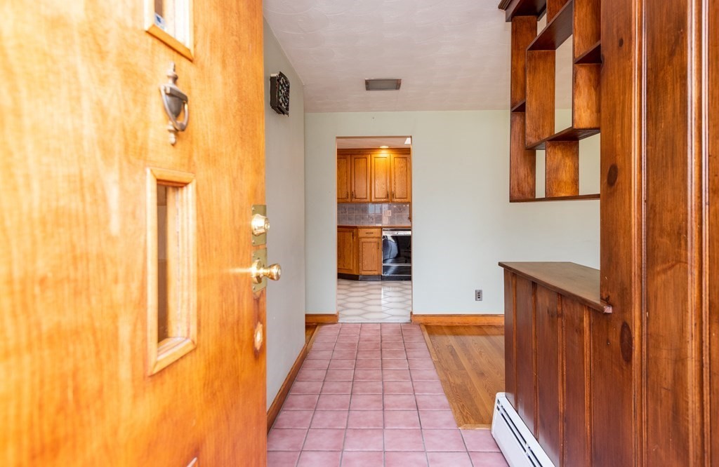14 Gallo Road Lynn, MA 01904 - Photo 11 of 39 Gallery Image 11