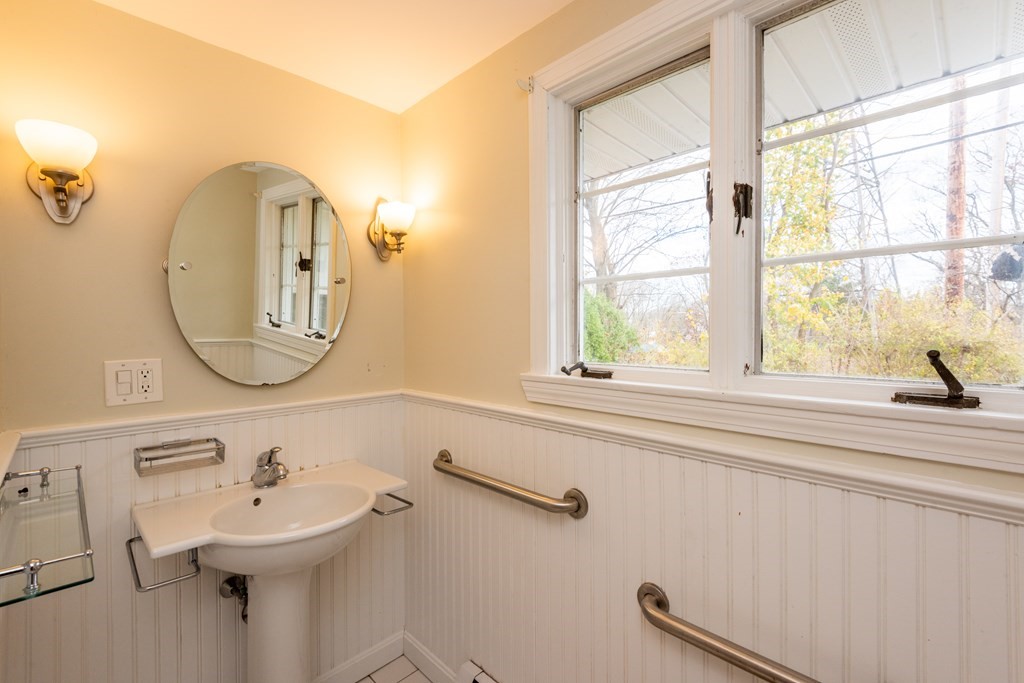 14 Gallo Road Lynn, MA 01904 - Photo 30 of 39 Gallery Image 30