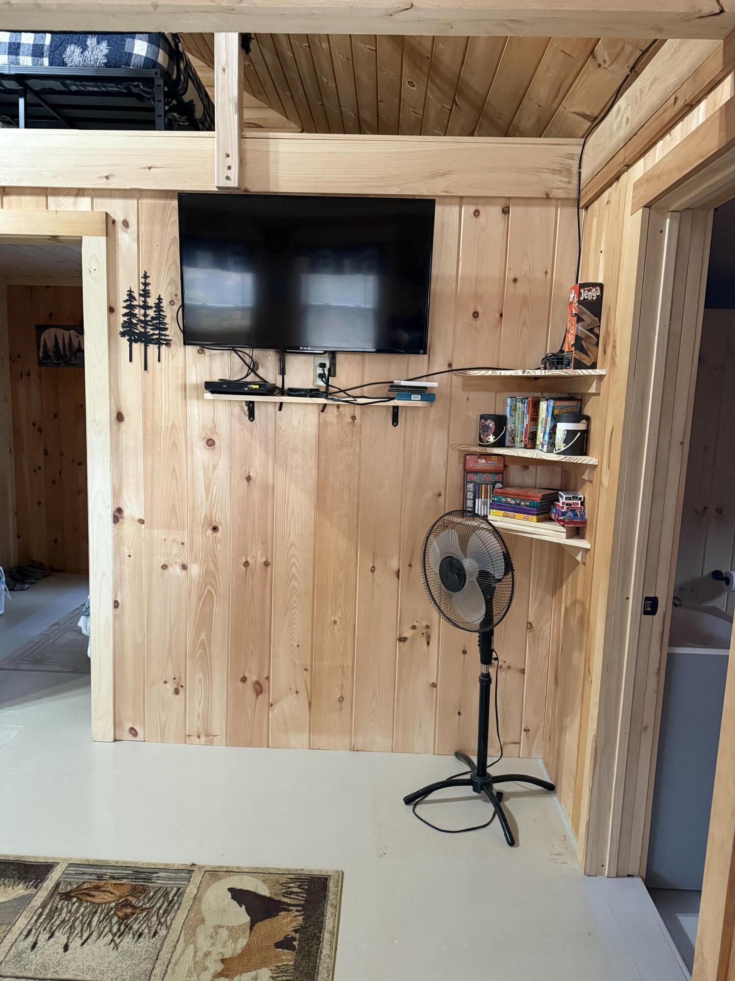 131 Thurston Road Cornville, ME 04976 - Photo 13 of 43 IMG_3351