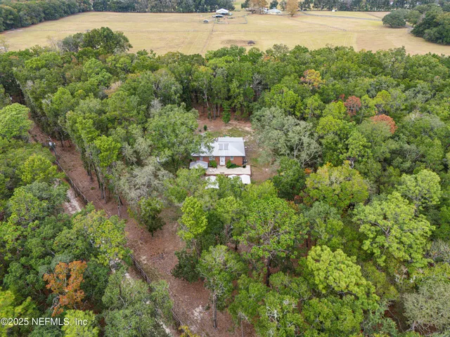 $575,000 | 8290 Melrose Road, Melrose, FL 32666