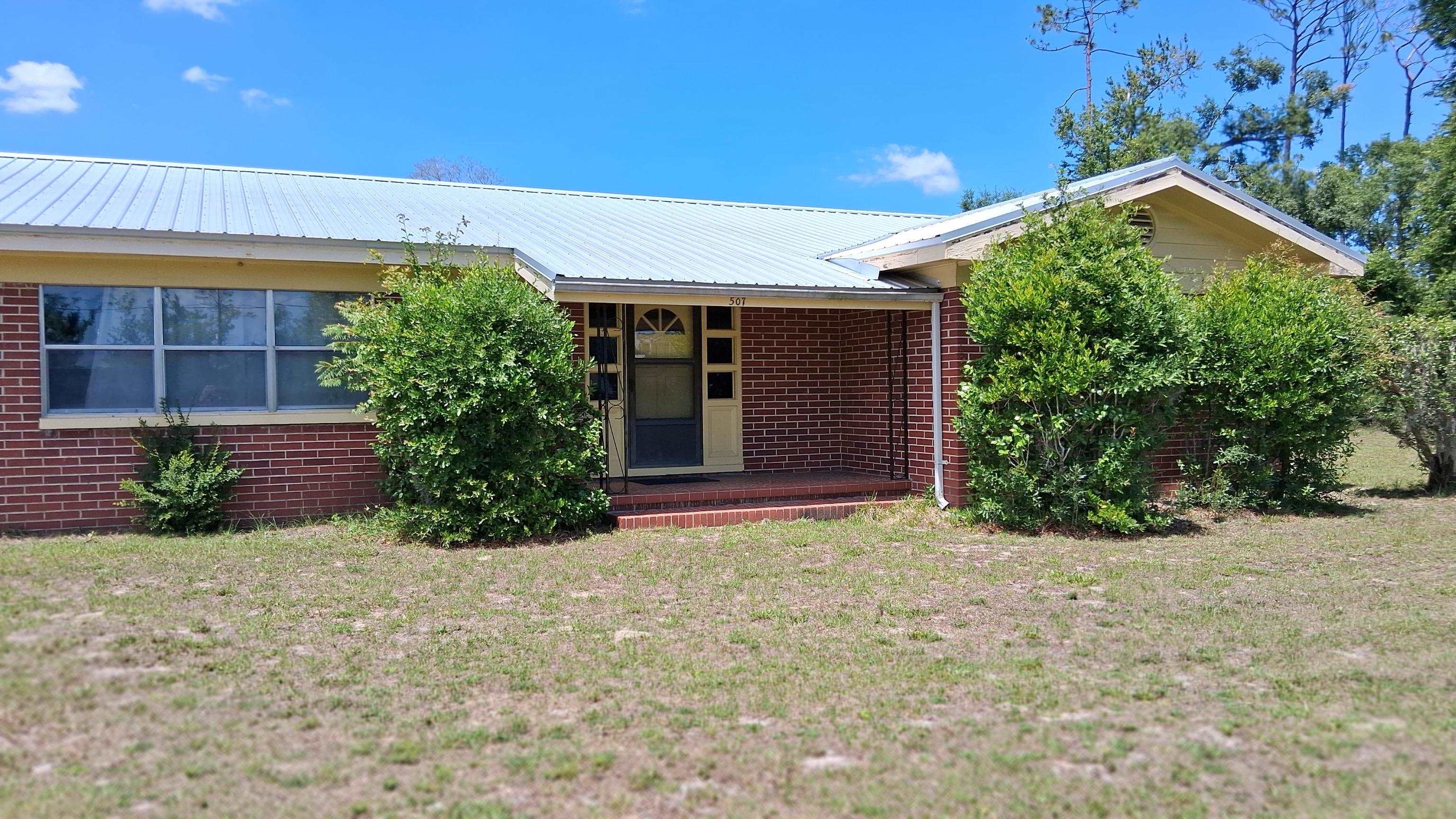 507 Plantation Road Perry, FL 32348 - Photo 1 of 18