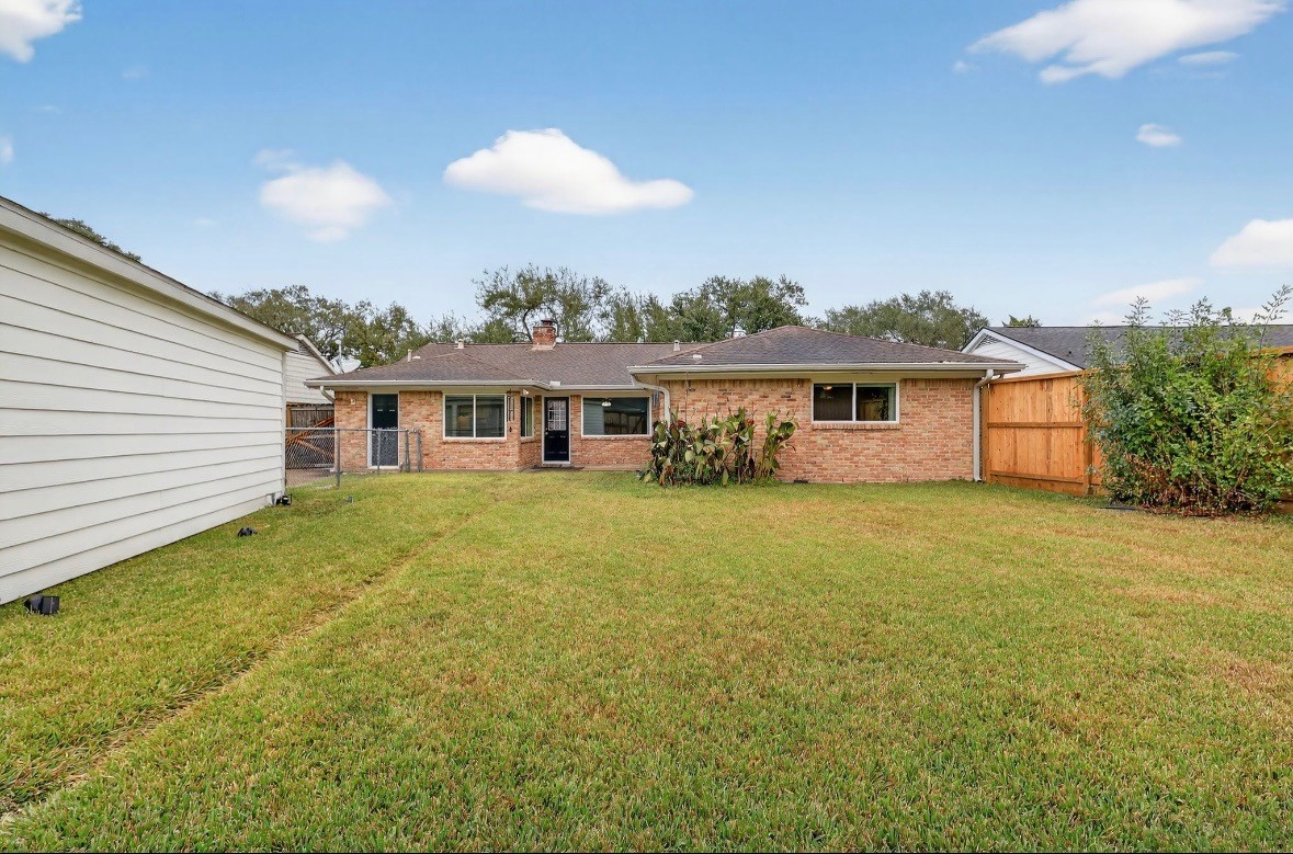 6031 Rutherglenn Drive Houston, TX 77096 - Photo 26 of 27