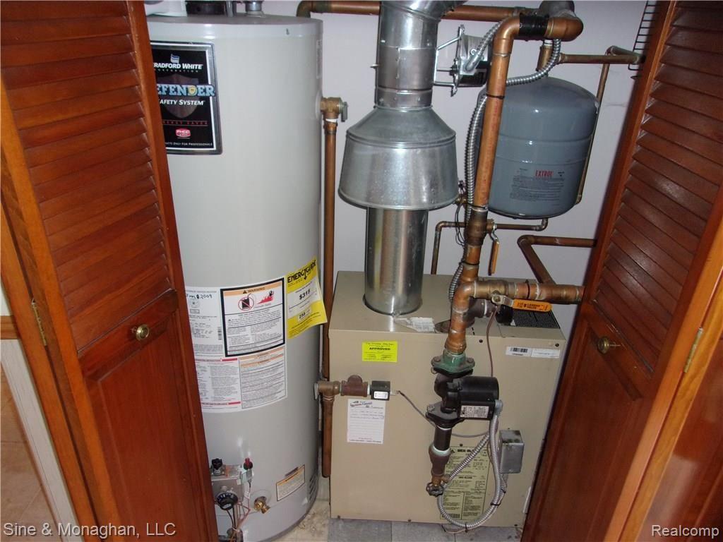 3029 Pointe Tremble Road Algonac, MI 48001 - Photo 38 of 69