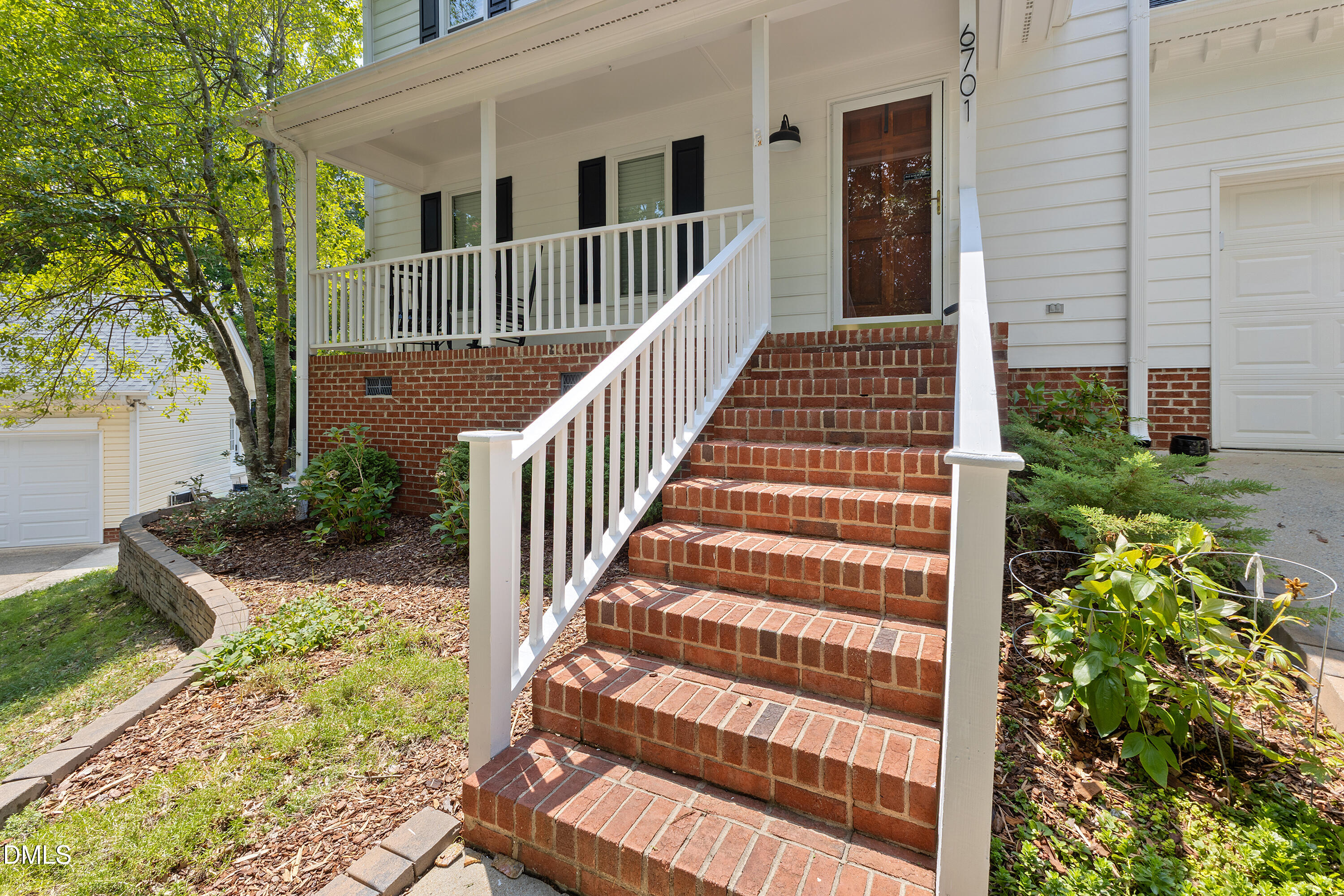6701 Holly Mill Court Raleigh, NC 27613 - Photo 8 of 25 06-6701 Holly Mill Ct_3154