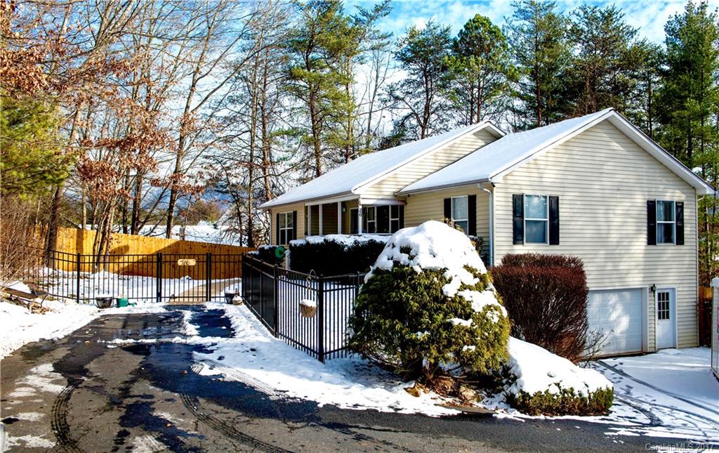 26 Rabbit Ridge Drive, Unit 1 Weaverville, NC 28787 - Photo 2 of 24 Gallery Image 2