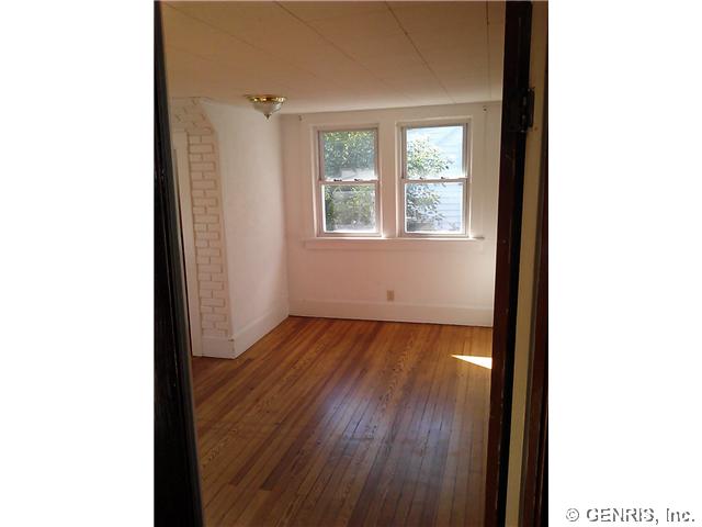 125 Windsor Road Greece, NY 14612 - Photo 13 of 13 Exterior Front