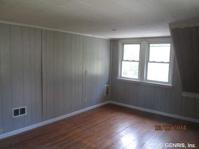 125 Windsor Road Greece, NY 14612 - Photo 9 of 13 Exterior Front