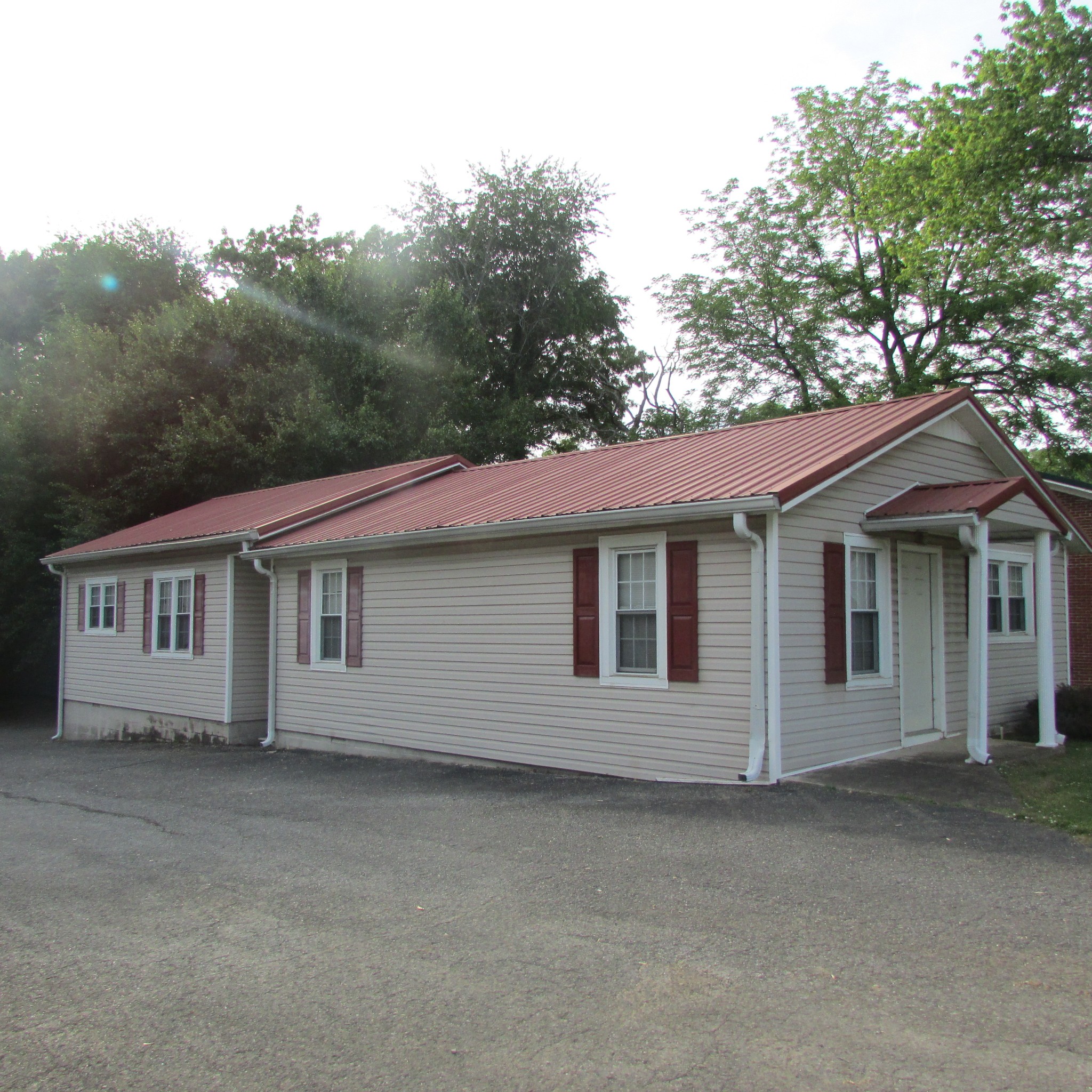 611 Buffalo Road Lawrenceburg, TN 38464 - Photo 1 of 13 Gallery Image 1