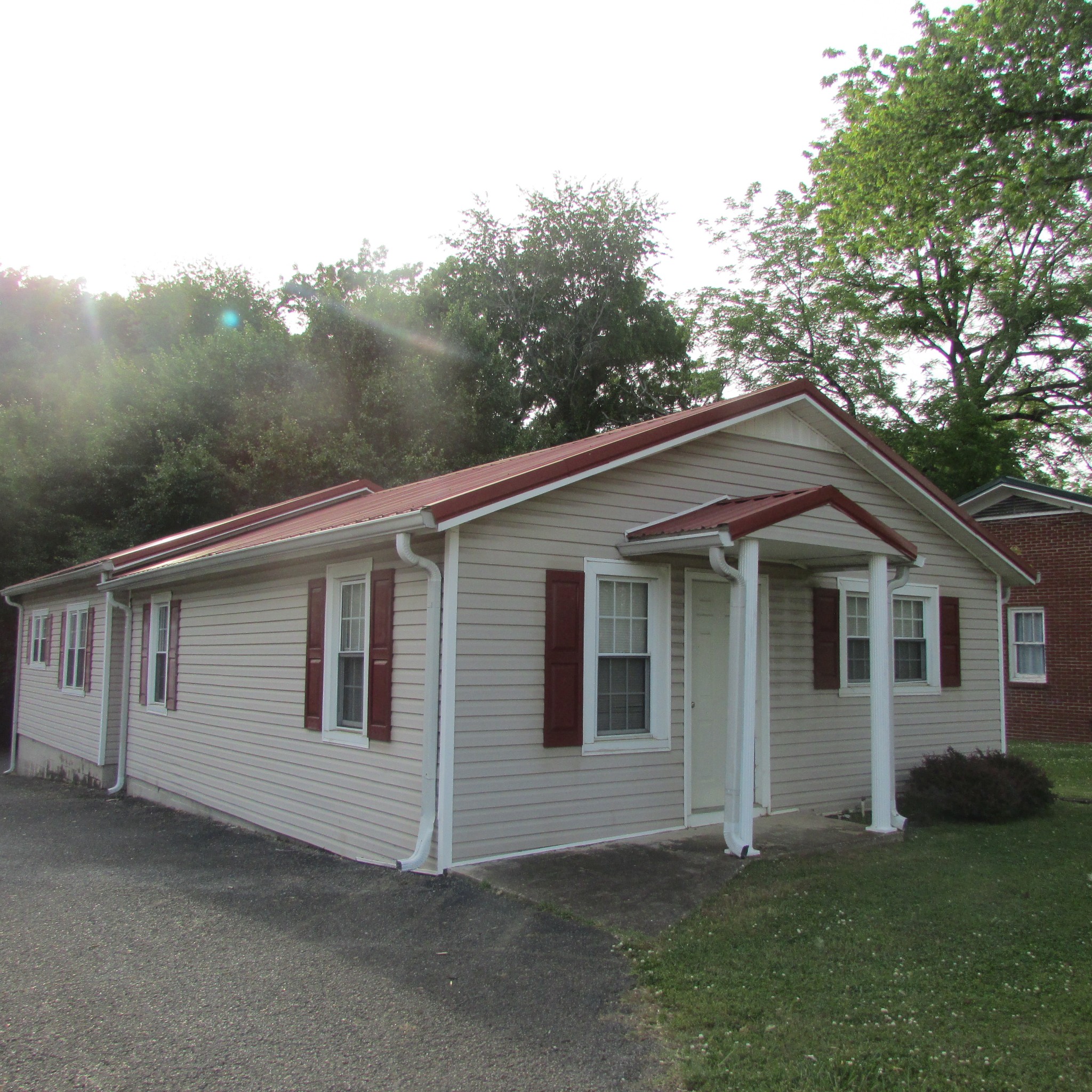 611 Buffalo Road Lawrenceburg, TN 38464 - Photo 3 of 13 Gallery Image 3