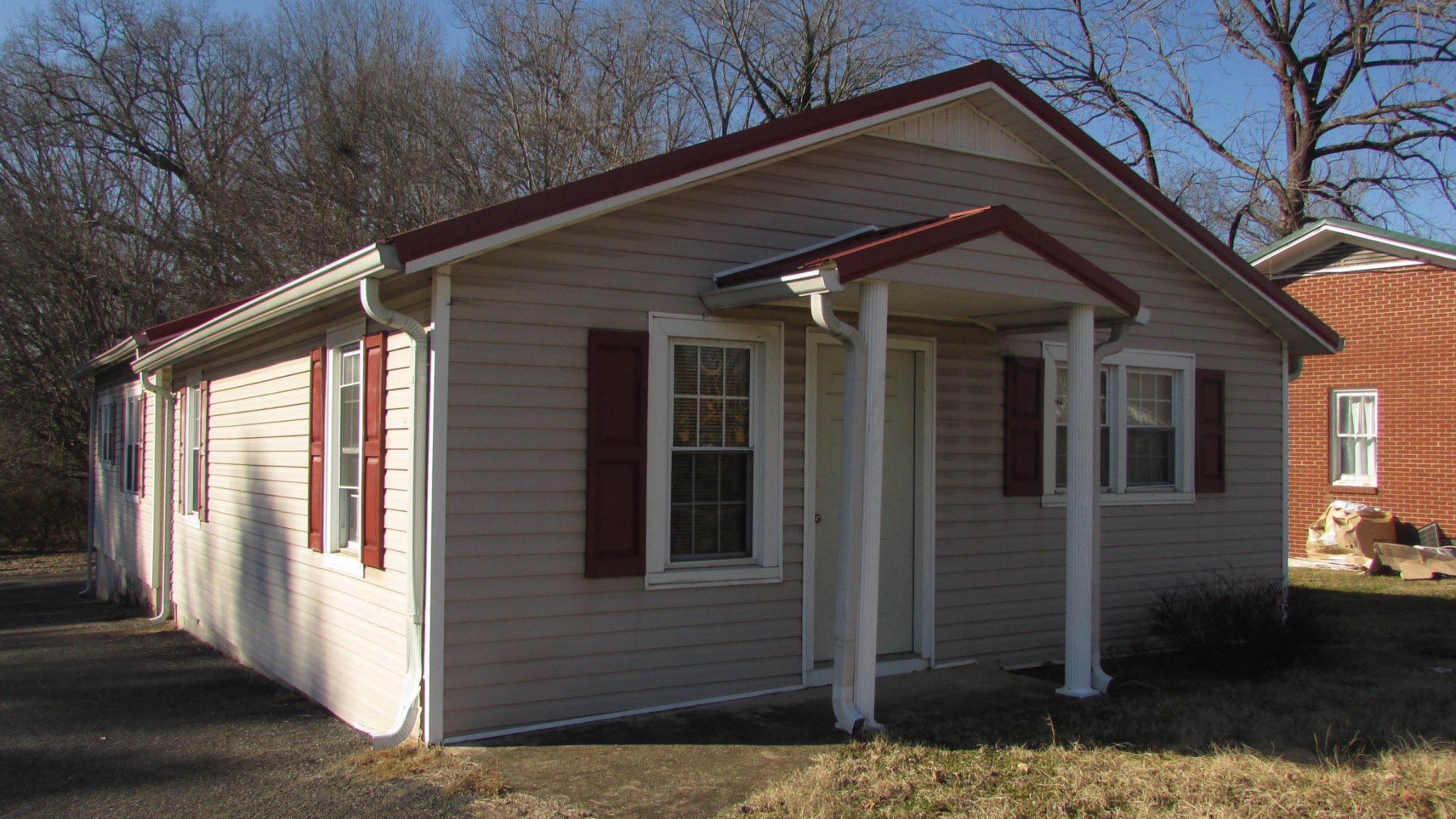 611 Buffalo Road Lawrenceburg, TN 38464 - Photo 4 of 13 Gallery Image 4