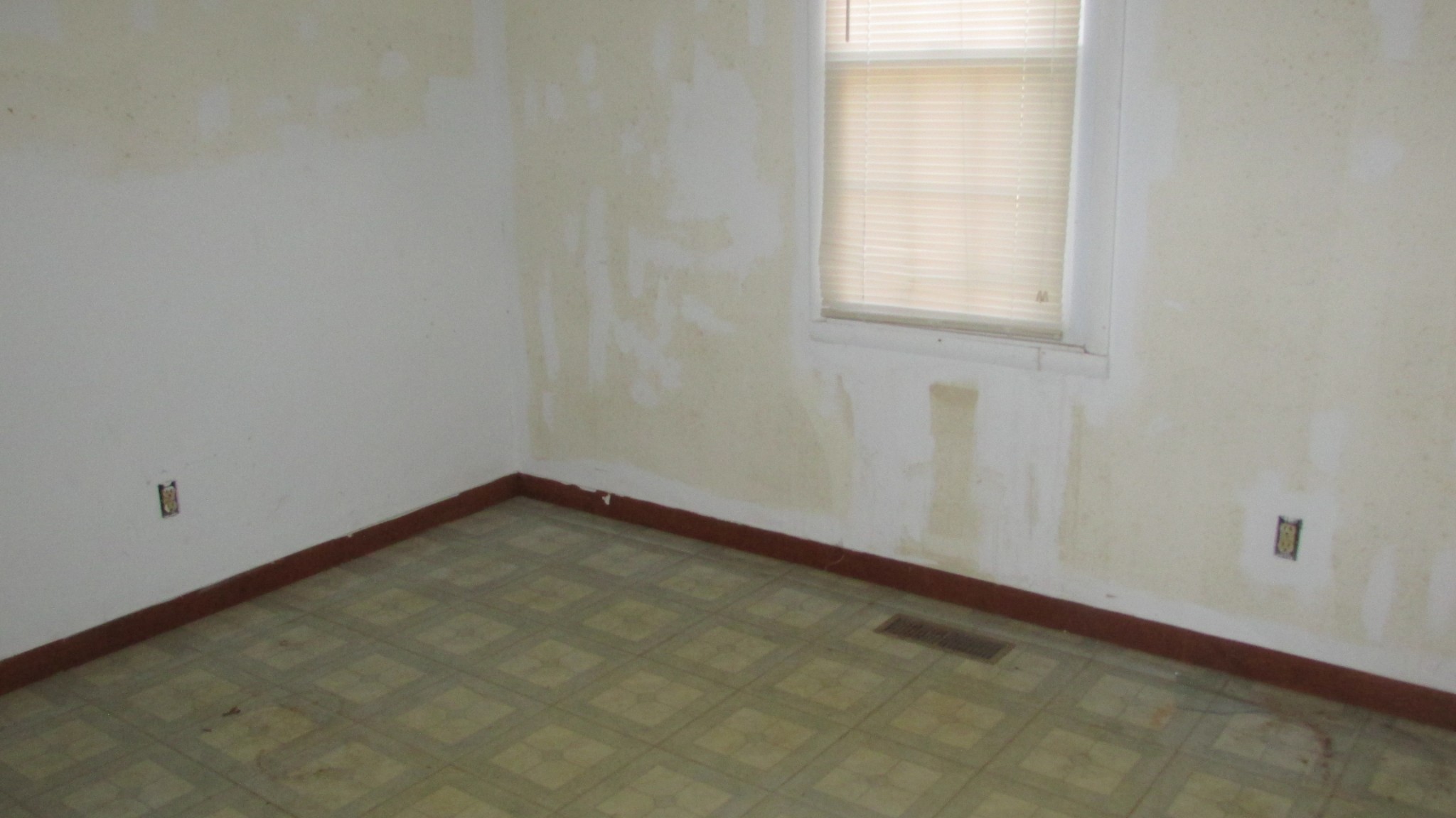 611 Buffalo Road Lawrenceburg, TN 38464 - Photo 8 of 13 Gallery Image 8