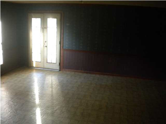 121 Hill Top Road Harrisville, MS 39082 - Photo 13 of 16 second living room
