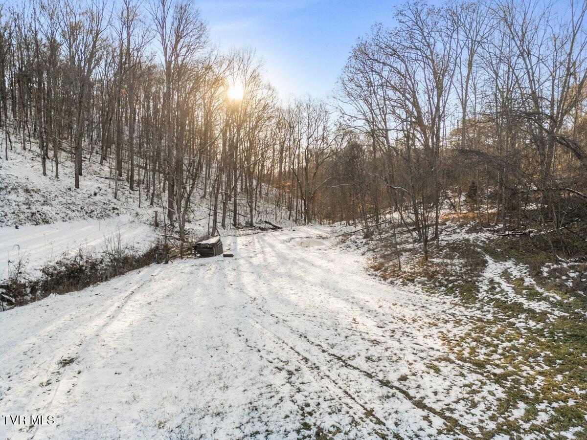 174 Carr Hollow Road Elizabethton, TN 37643 - Photo 39 of 48 DJI_0450