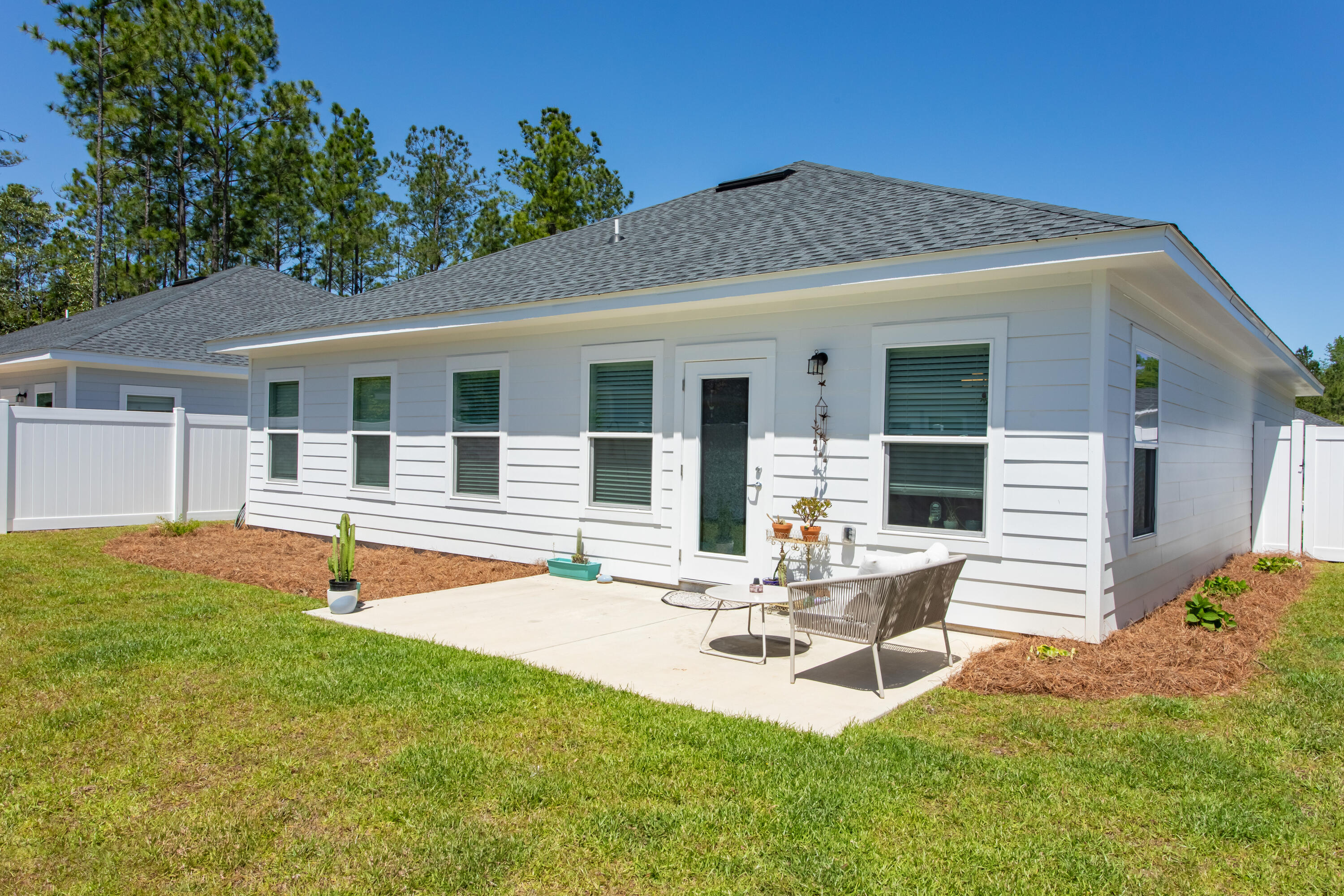 21 Alexander Way Freeport, FL 32439 - Photo 14 of 18 21 Alexander Way-212-HDR