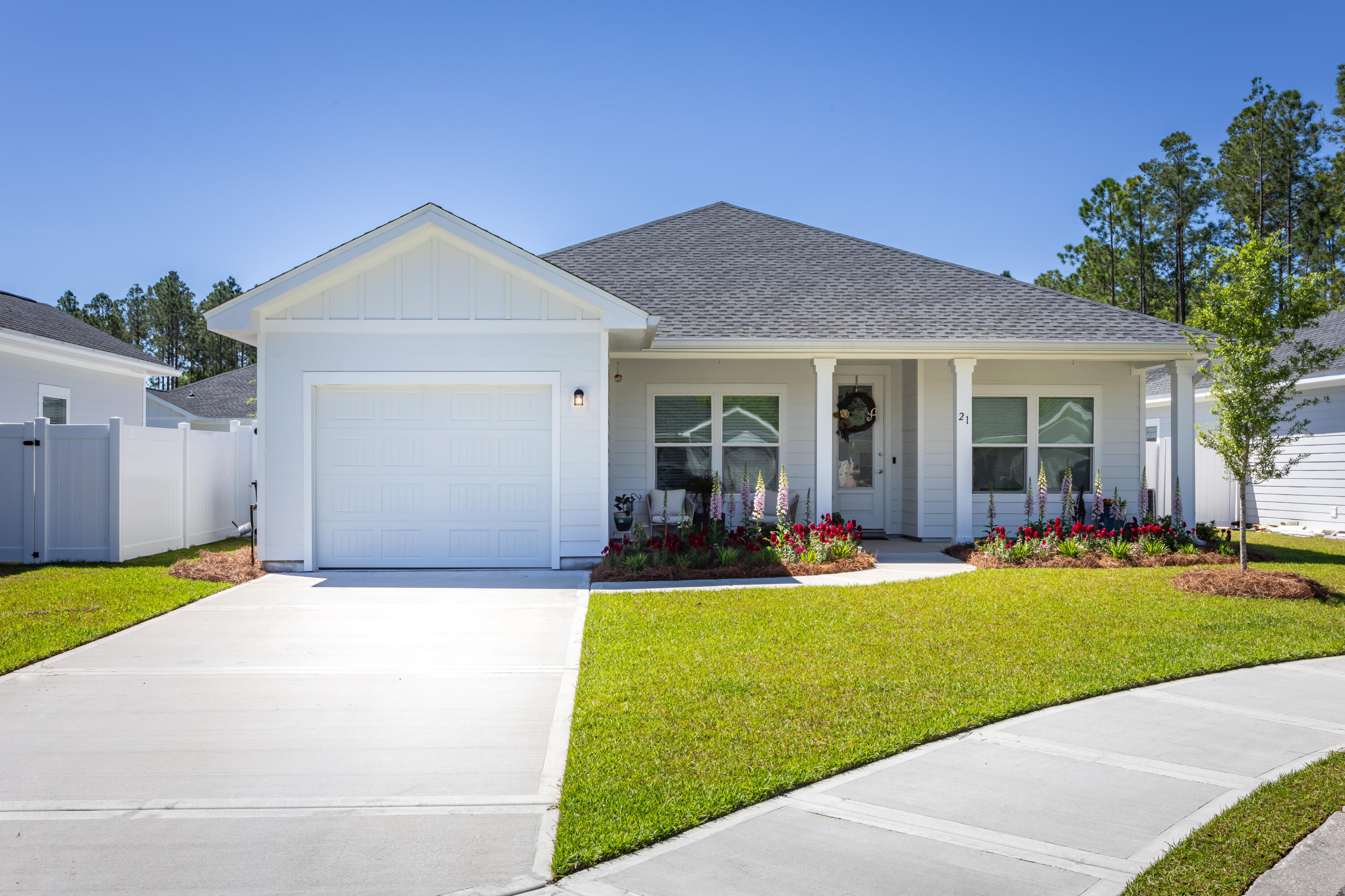 21 Alexander Way Freeport, FL 32439 - Photo 2 of 18 21 Alexander Way-67-HDR