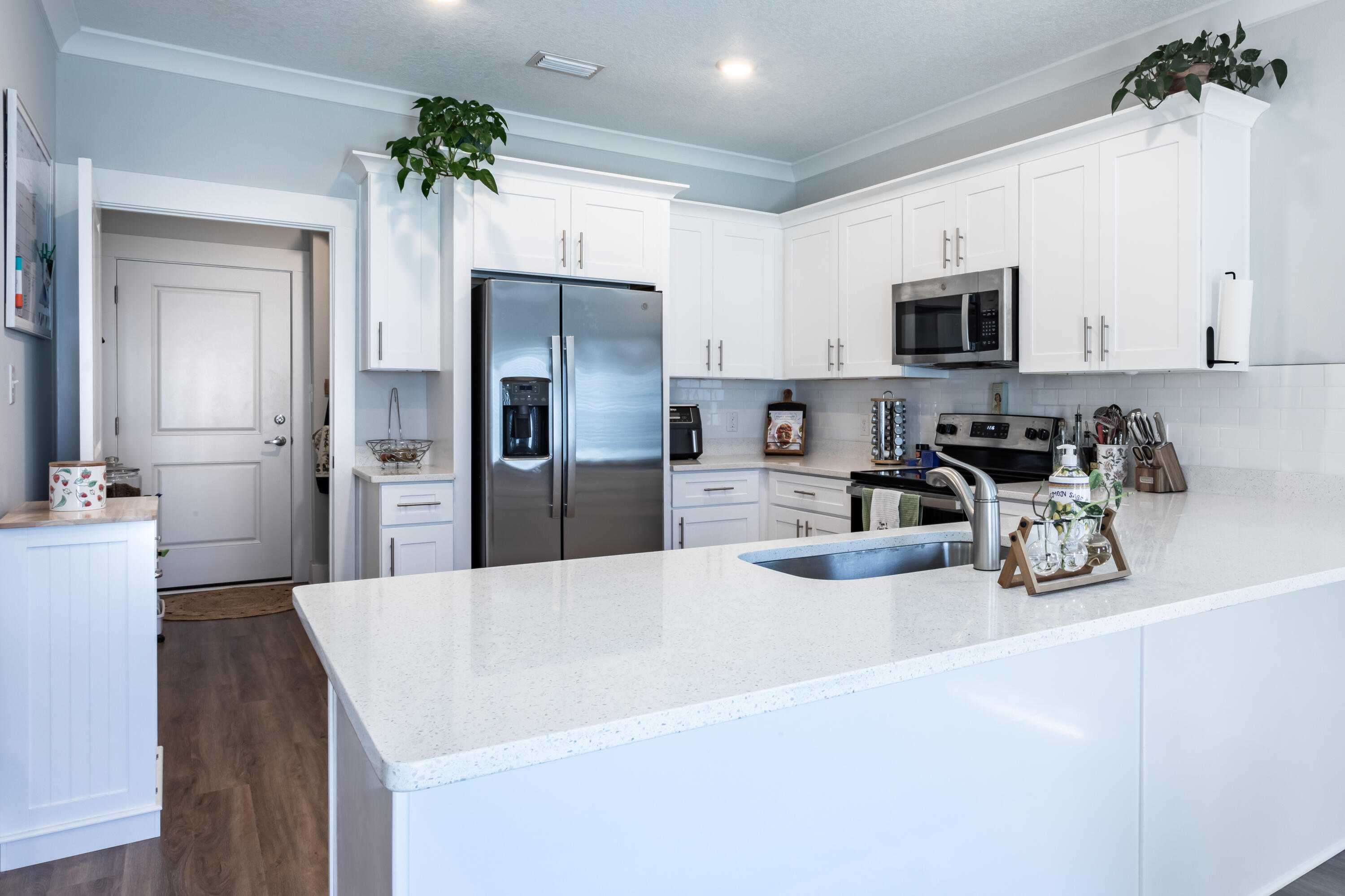 21 Alexander Way Freeport, FL 32439 - Photo 6 of 18 21 Alexander Way-90-HDR