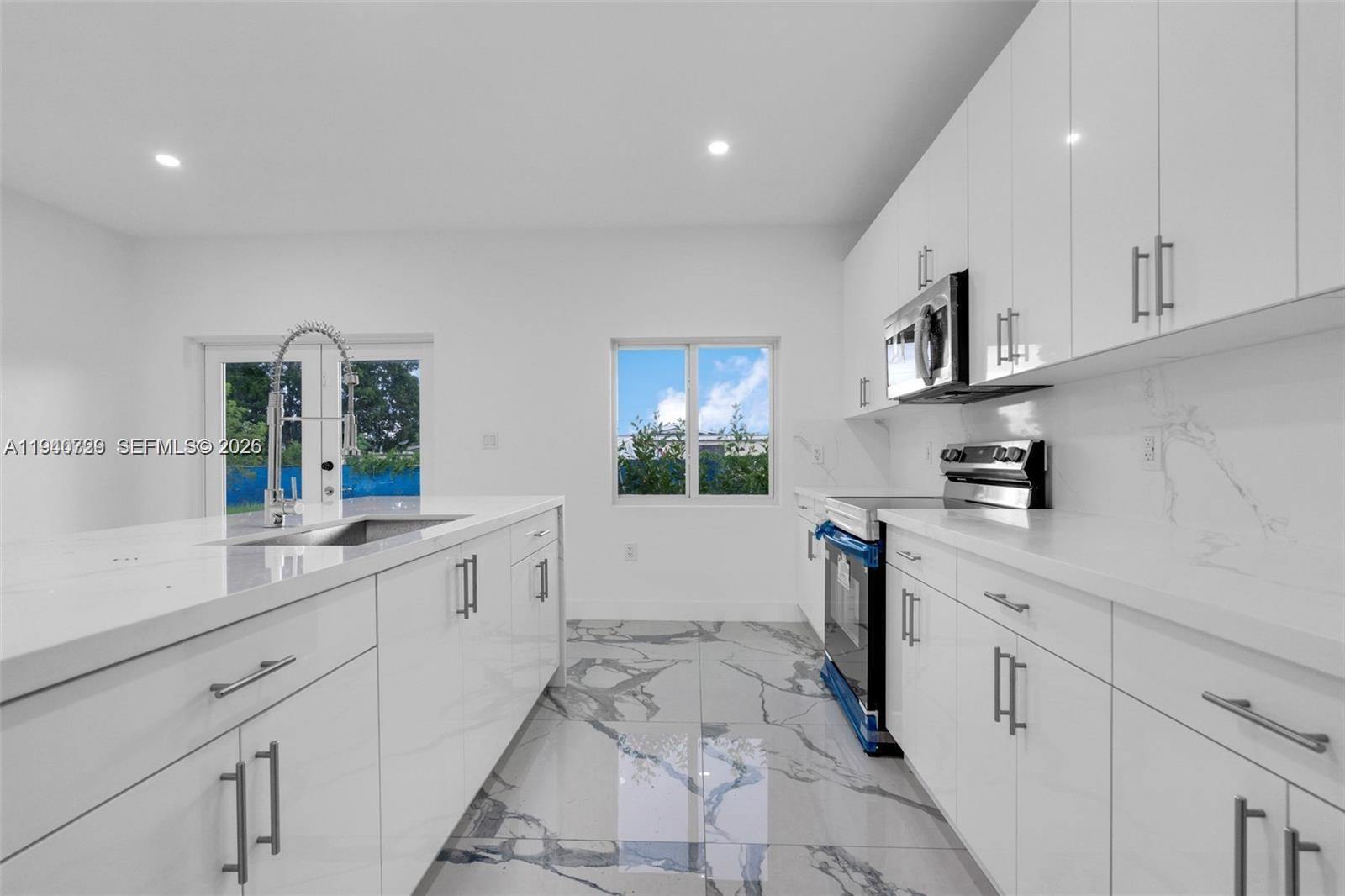 11870 Southwest 220th Street, Unit B Miami, FL 33170 - Photo 12 of 20