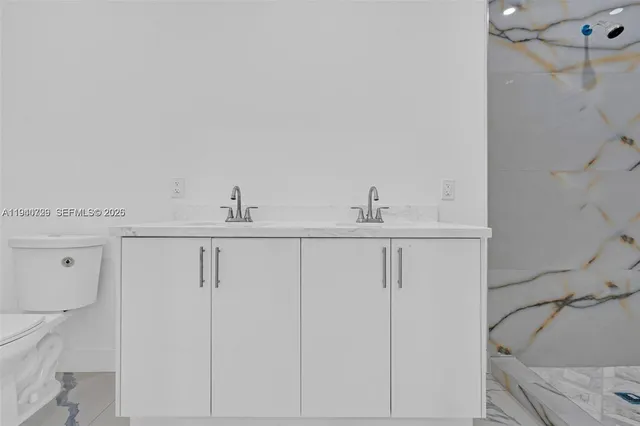 $3,500 | 11870 Southwest 220th Street, Unit B, Miami, FL 33170