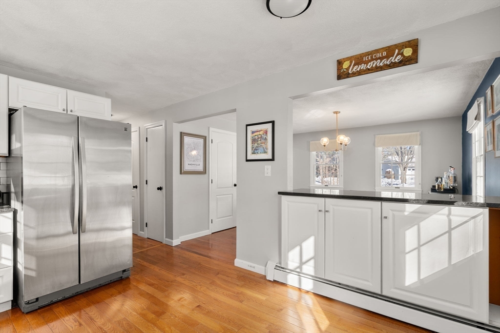 2 Cobblers Lane Beverly, MA 01915 - Photo 10 of 25