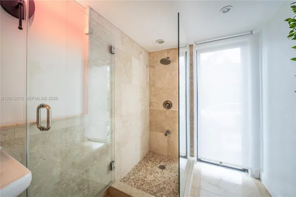 $5,750 | 330 Southwest 133rd Place, Unit 330, Miami, FL 33184