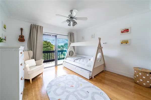 $5,750 | 330 Southwest 133rd Place, Unit 330, Miami, FL 33184