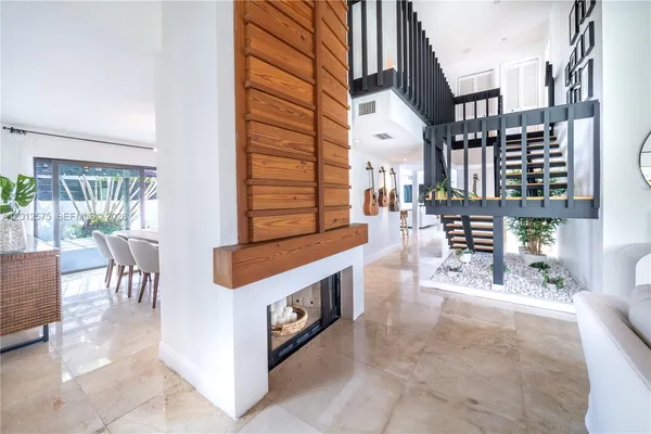 $5,750 | 330 Southwest 133rd Place, Unit 330, Miami, FL 33184